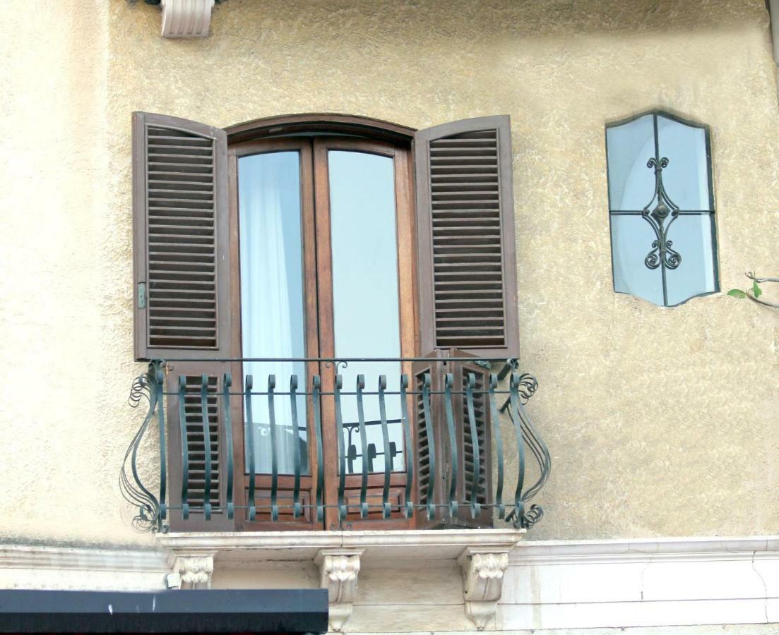 Casa Lungomare Villa จีอาร์ดีนี นักซอส ภายนอก รูปภาพ